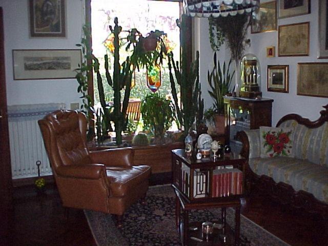 B&B Les Fleurettes Ломаццо Экстерьер фото